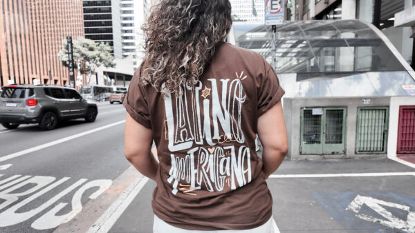 CAMISETA LATINOAMERICANA | OVERSIZED